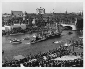 P15391coll1 18819 Medium